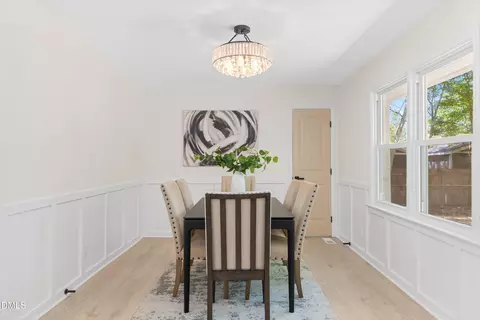 Dining - 115 E Heath Ave, Smithfield, NC 27577 photo 2 of 2