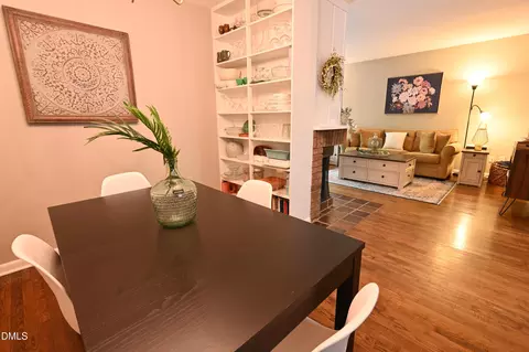 Dining - 4100 Five Oaks Dr UNIT 39, Durham, NC 27707 photo 2 of 4
