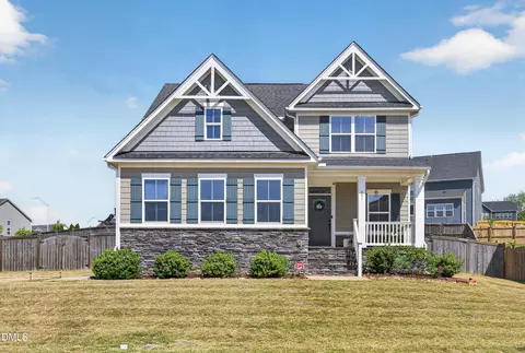 201 Devon Fields Dr, Holly Springs, NC 27540