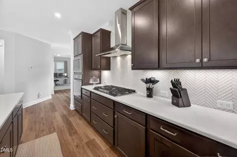466 Serenity Walk Pkwy, Fuquay Varina, NC 27526