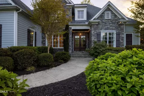 693 Hawthorne Pl, Creedmoor, NC 27522