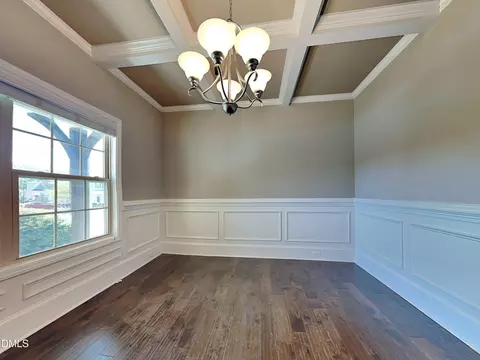 Dining - 204 E Webber Ln, Clayton, NC 27527 photo 1 of 1