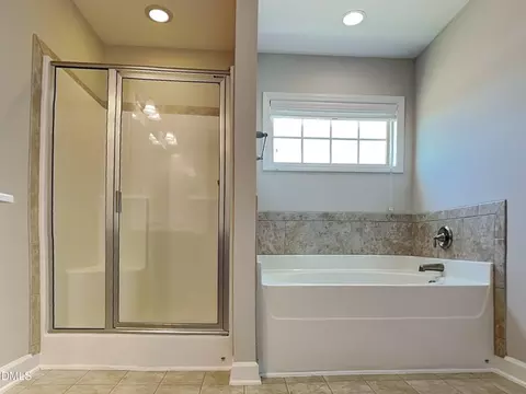 Bath - 204 E Webber Ln, Clayton, NC 27527 photo 1 of 4
