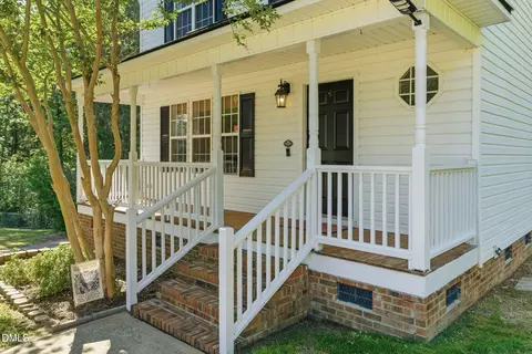 40 Glenda Ln, Garner, NC 27529