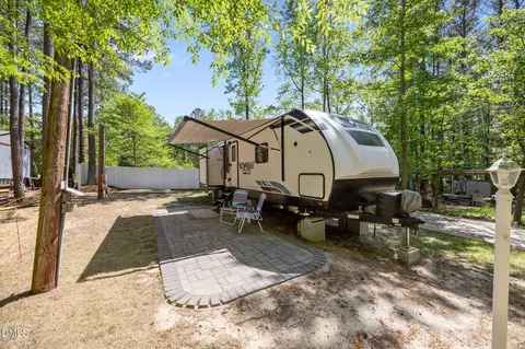 126 Kansas Dr, Louisburg, NC 27549