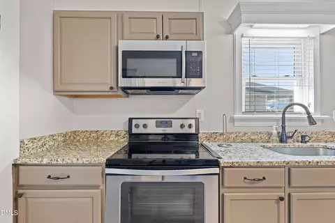 403 W E St, Erwin, NC 28339 photo 15