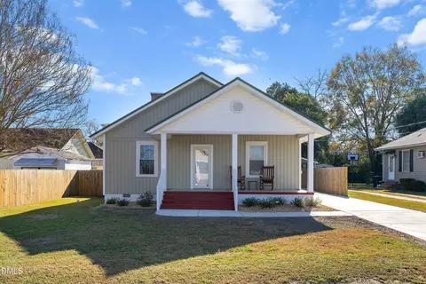 403 W E St, Erwin, NC 28339 photo 1