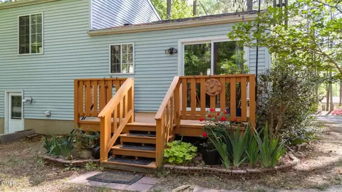 Exterior - 320 Bainbridge Cir, Garner, NC 27529 photo 3 of 4