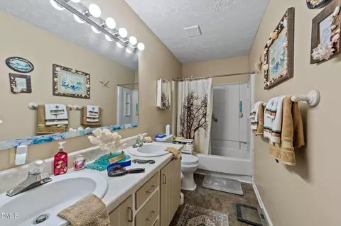 Bath - 320 Bainbridge Cir, Garner, NC 27529 photo 1 of 1