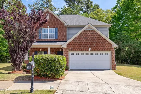611 October Glory Ln, Apex, NC 27539