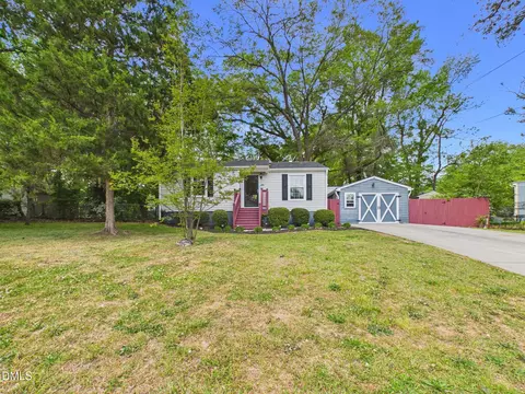 109 Blanchard St, Raleigh, NC 27603