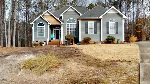 72 Sundew Ct, Clayton, NC 27527