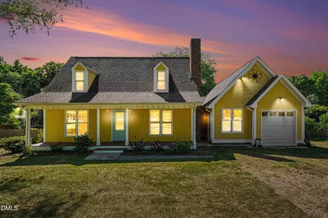 4820 Frankie Rd, Fuquay Varina, NC 27526