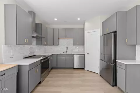 Kitchen - 412 Commonwealth St, Durham, NC 27703 photo 2 of 3