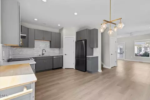 Entry Way - 412 Commonwealth St, Durham, NC 27703 photo 1 of 2