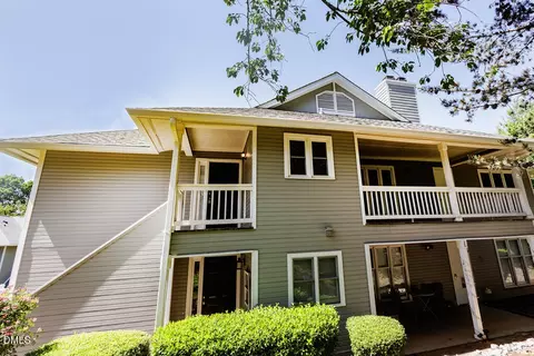 2831 Edridge Ct #202, Raleigh, NC 27612