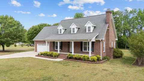 114 W Quail Ridge Rd, Oxford, NC 27565