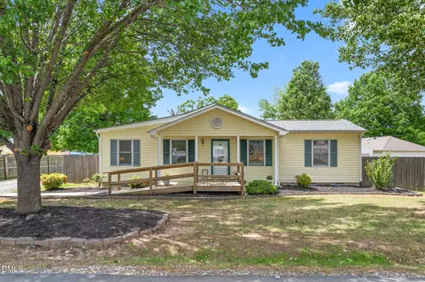 610 Larry Ave, Graham, NC 27253