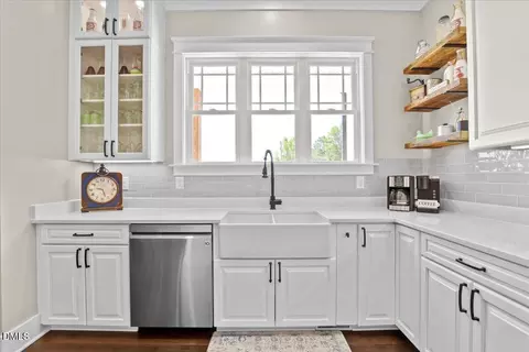 Kitchen - 5000 W Nc 97, Spring Hope, NC 27882 photo 5 of 10