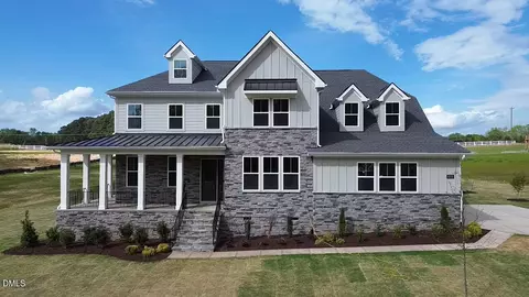 6320 Granary Farm Ln, Fuquay Varina, NC 27526