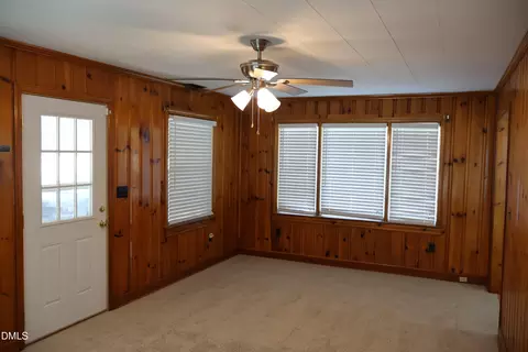 Living - 736 Core Rd, Dunn, NC 28334 photo 8 of 14
