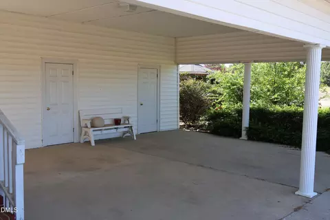 Exterior - 736 Core Rd, Dunn, NC 28334 photo 6 of 9