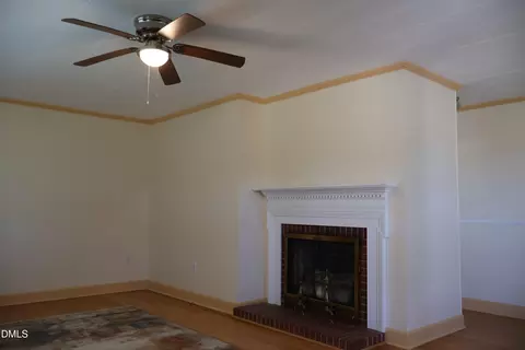Living - 736 Core Rd, Dunn, NC 28334 photo 12 of 14