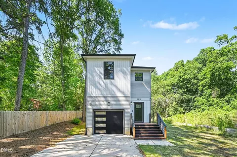 2513 Rochelle St, Durham, NC 27703