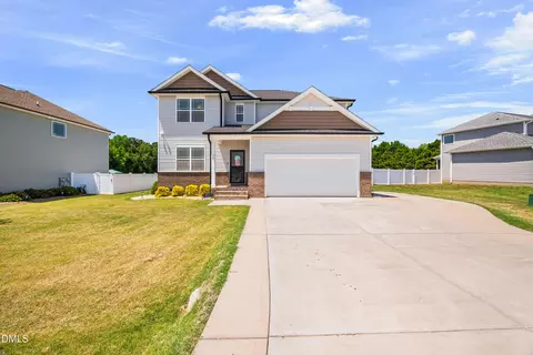 54 Aylebury Rdg, Zebulon, NC 27597