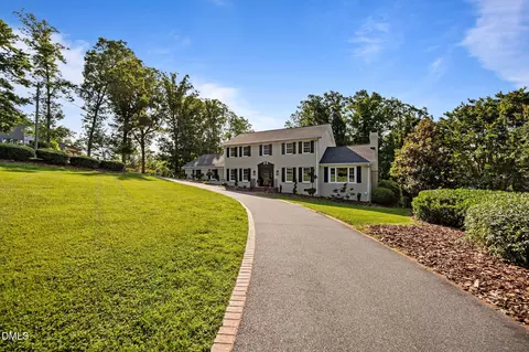 1025 Neely Dr, Asheboro, NC 27205