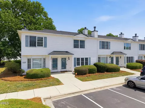 1115 Grovemont Dr #H2, Greenville, NC 27834