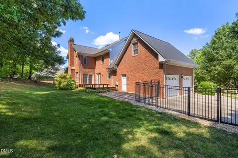 Exterior - 4424 Dula St, Durham, NC 27705 photo 10 of 12