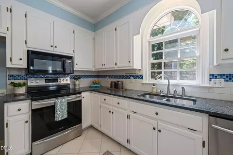 Kitchen - 4424 Dula St, Durham, NC 27705 photo 3 of 4