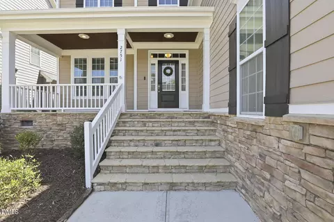2751 Lake Waccamaw Trl, Apex, NC 27502