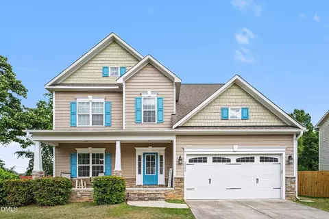 3205 Dove Hunter Cir, Fayetteville, NC 28306