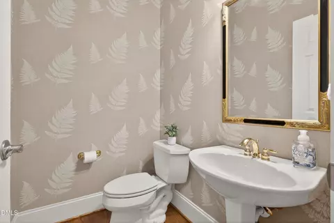 Bath - 103 Trident Ct, Cary, NC 27518 photo 1 of 9