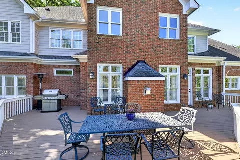 Exterior - 103 Trident Ct, Cary, NC 27518 photo 9 of 17