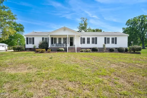 3718 Nc 42 E, Tarboro, NC 27886