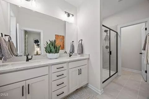 Bath - 925 Selby Ave, Durham, NC 27713 photo 1 of 3