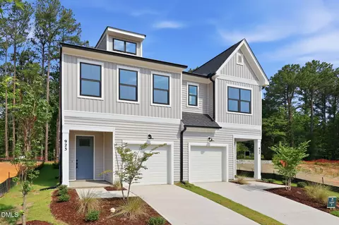 Exterior - 923 Selby Ave, Durham, NC 27713 photo 1 of 6
