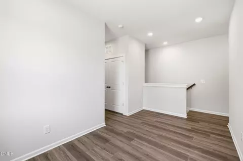 Entry Way - 923 Selby Ave, Durham, NC 27713 photo 3 of 4