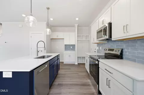 Kitchen - 923 Selby Ave, Durham, NC 27713 photo 1 of 4