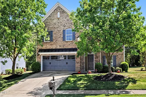 437 Field Glow Ln, Apex, NC 27539