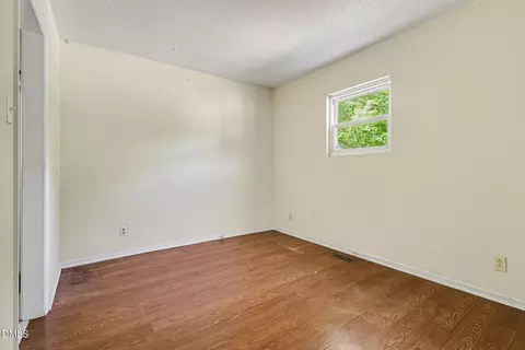 Bedroom - 2809 Beechwood Dr, Durham, NC 27707 photo 4 of 5