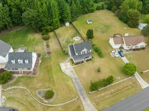 View/Area - 150 Brett Cir, Benson, NC 27504 photo 6 of 11