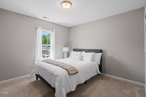Bedroom - 150 Brett Cir, Benson, NC 27504 photo 5 of 7