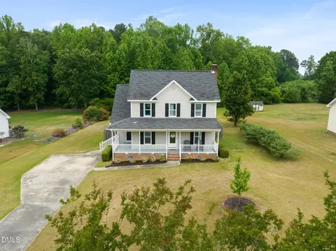 View/Area - 150 Brett Cir, Benson, NC 27504 photo 3 of 11