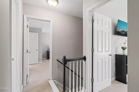 Entry Way - 150 Brett Cir, Benson, NC 27504 photo 2 of 2