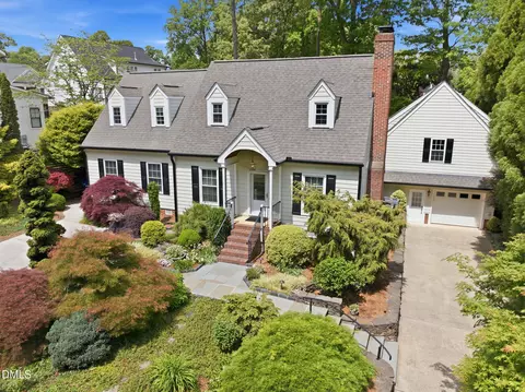 3218 Oak Grove Cir, Raleigh, NC 27607