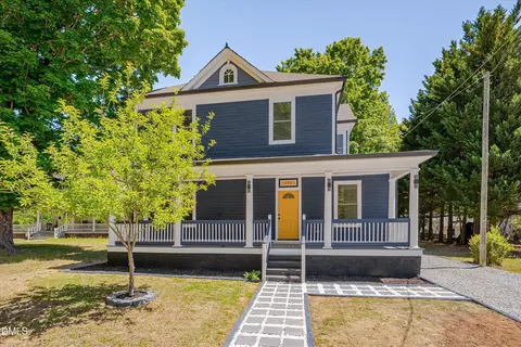 111 Virginia Ave, Roxboro, NC 27573